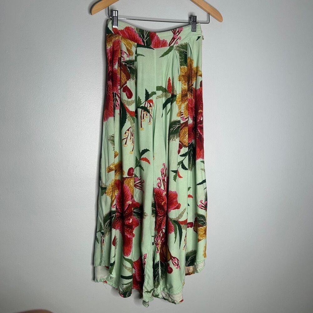 FARM Rio Wide Leg Cropped Capris Tropical Floral Pants